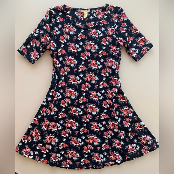 Forever21 Stretchy Floral Print Mini Dress | Medium - Picture 1 of 3